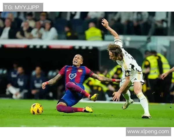 10月24日皇马与巴萨经典对决精彩回放全程回顾与分析